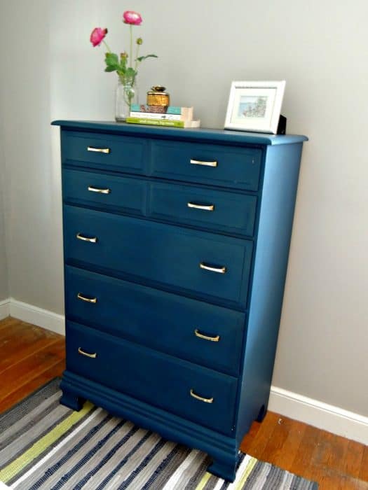 Must pin! How to paint furniture and get perfect results!
