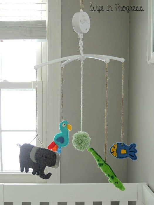 You can easily DIY a baby crib mobile with little felt baby animals like this one