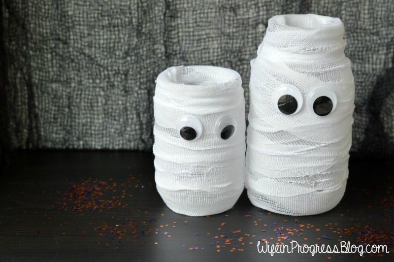 https://jennakateathome.com/wp-content/uploads/2015/10/mummy-luminaries-2.jpg