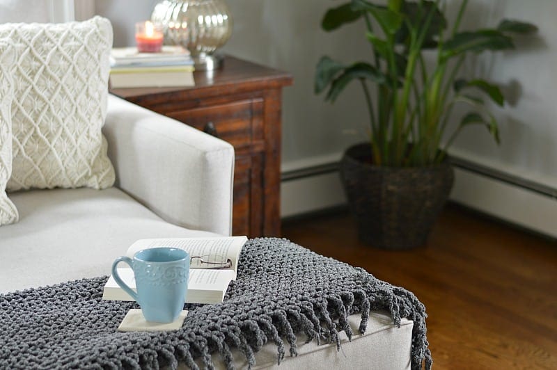 I love the rustic touches in this neutral living room! 