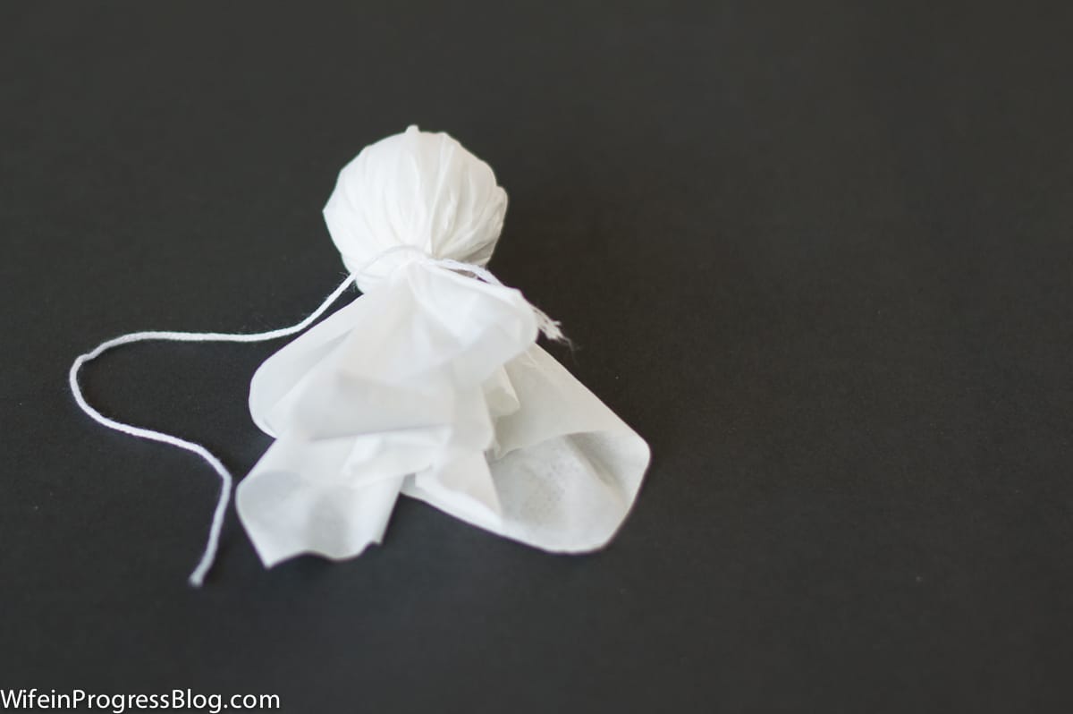 DIY RAINBOW TISSUE GHOST GARLAND