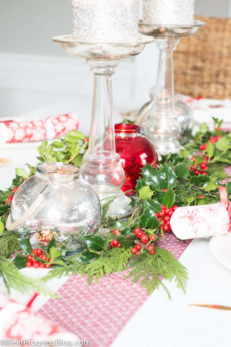 Christmas table decorations - holiday home tour part 3