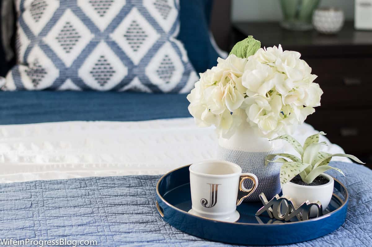 Coffee table styling doesn't have to be difficult. 