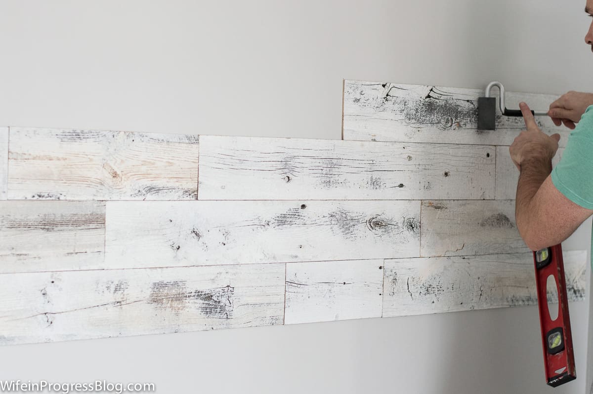 Reclaimed Wood Planks – Improve DIY