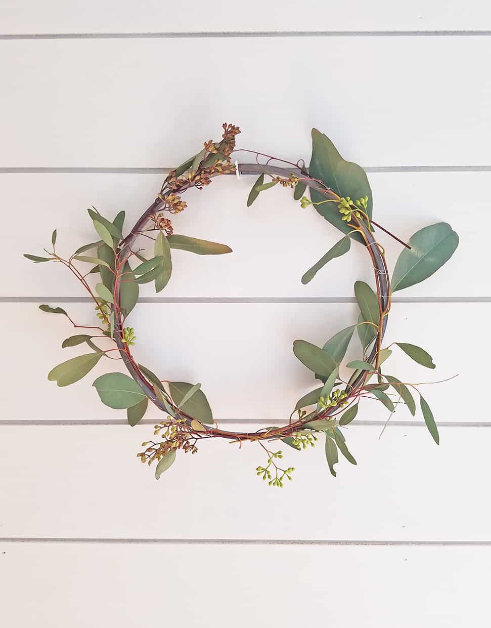 DIY Simple Spring Wreath