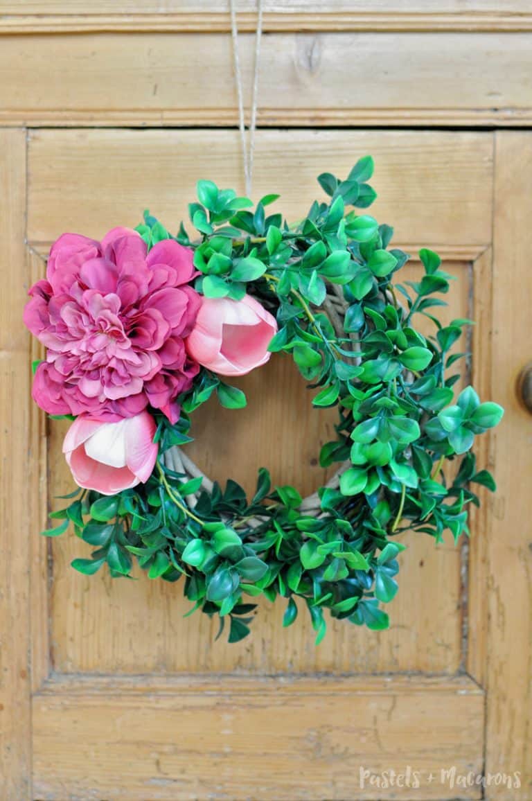 Spring Wreath Ideas: DIY Flower Wreath Using No Glue!