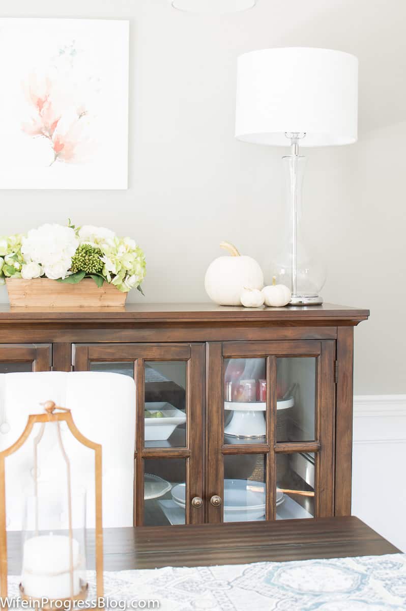  A beautiful neutral dining room makeover