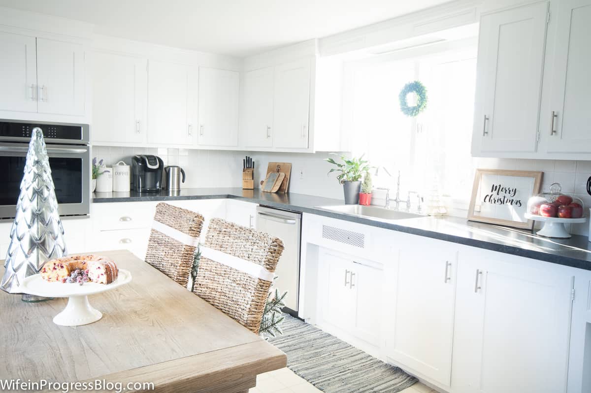 simple Christmas decor in the kitchen