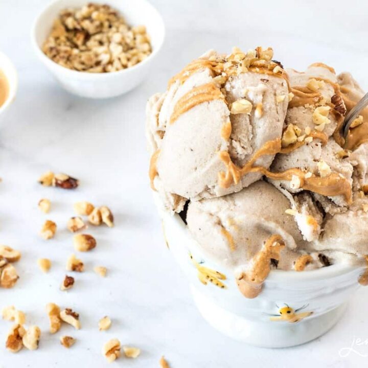 Easy OneIngredient Frozen Banana Ice Cream Jenna Kate at Home