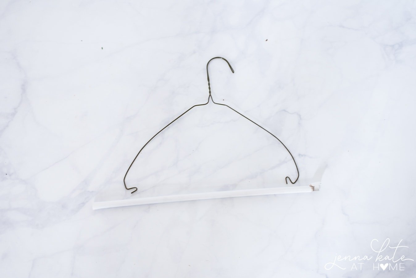 How to draw a Wire Coat Hanger Real Easy 