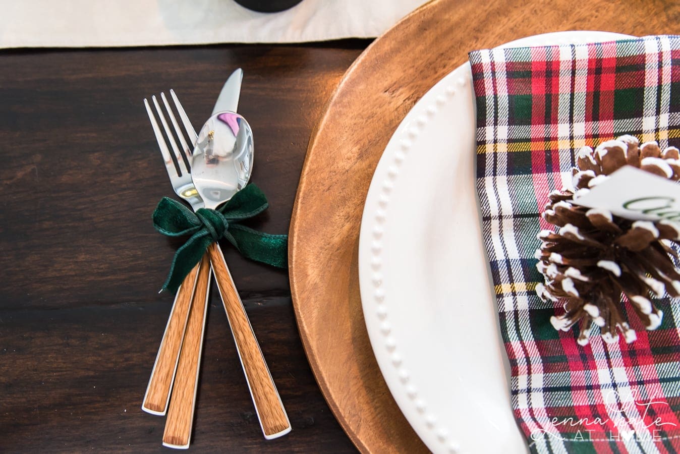 A modern take on a traditional Christmas table setting