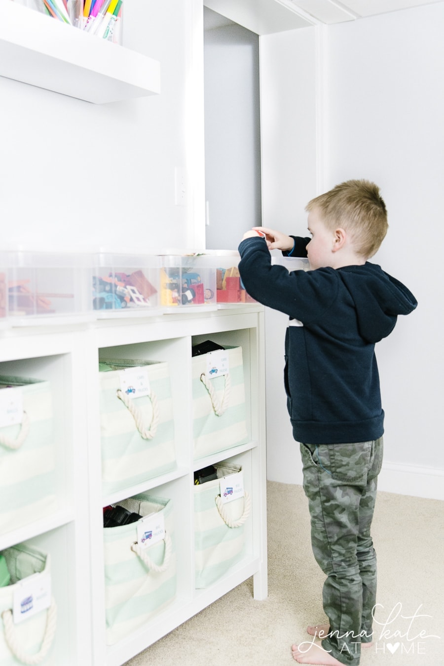 How to set up a playroom for toddlers