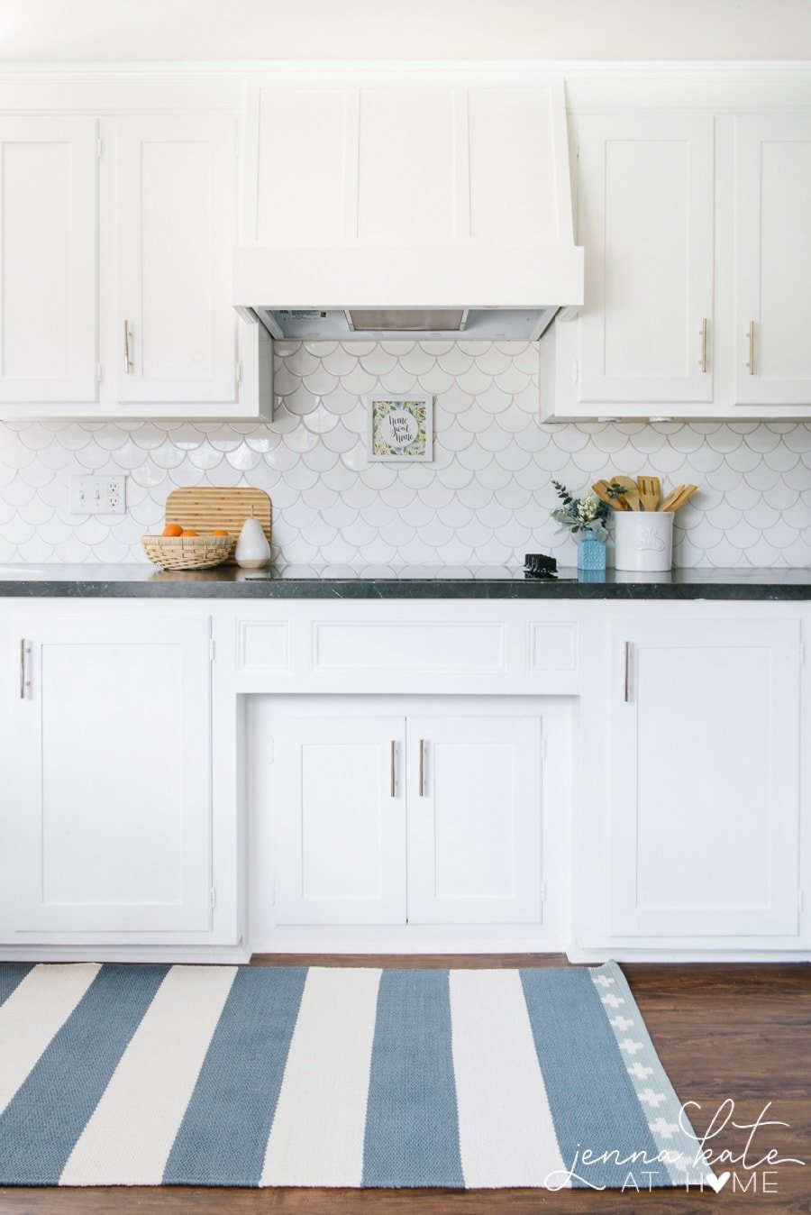 Extra White kitchen cabinets