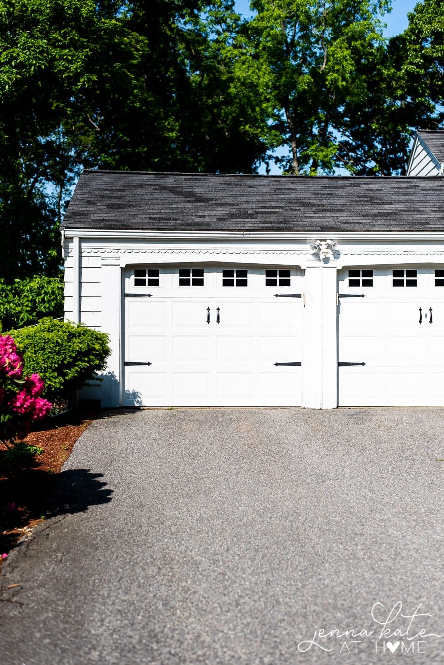 A double garage with the new vinyl decals (representing windows) and plastic hardware