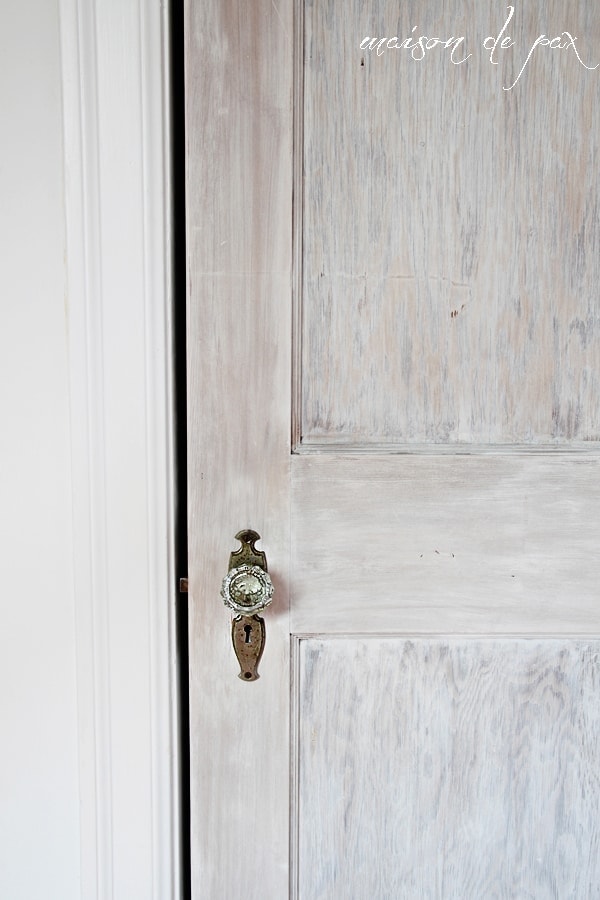 How to make whitewash with paint and water