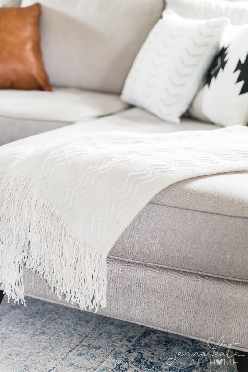 Texture is an important part of boho decor in any room. This can be achieved with throw blankets.