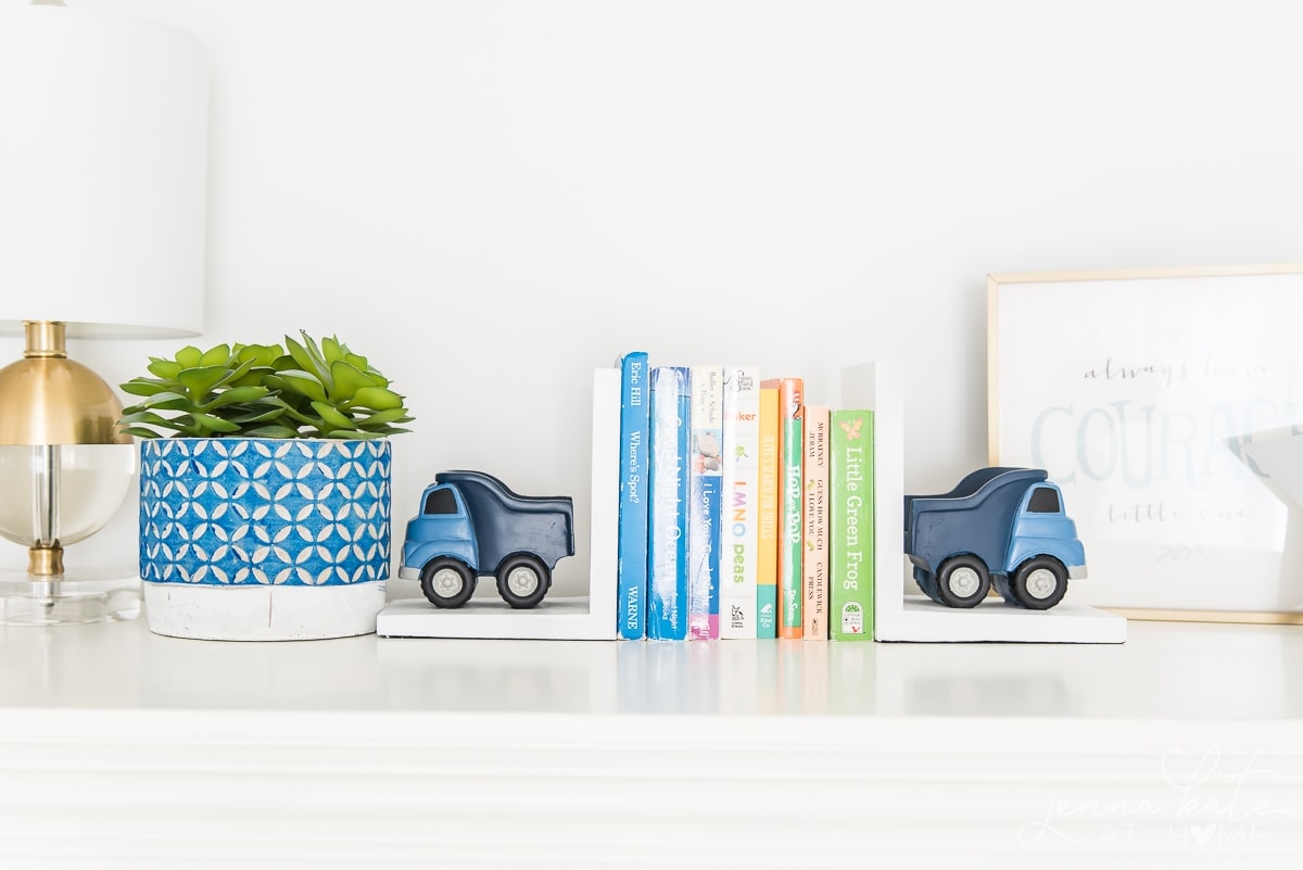 Truck book ends with baby board books