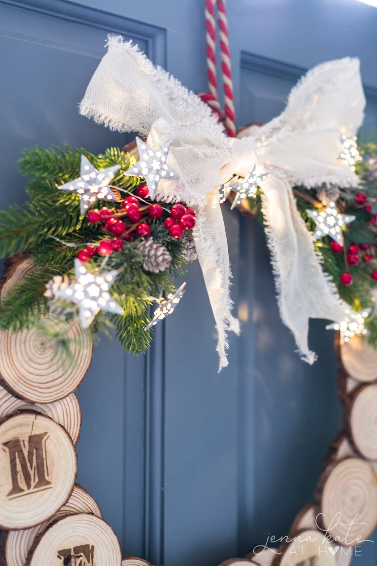 DIY Wood slice Christmas wreath