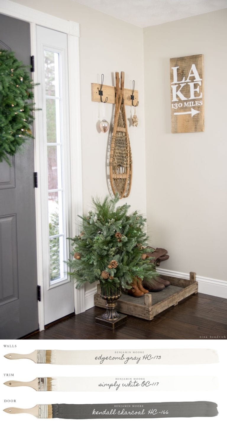 BM Edgecomb Gray neutral paint in an entryway