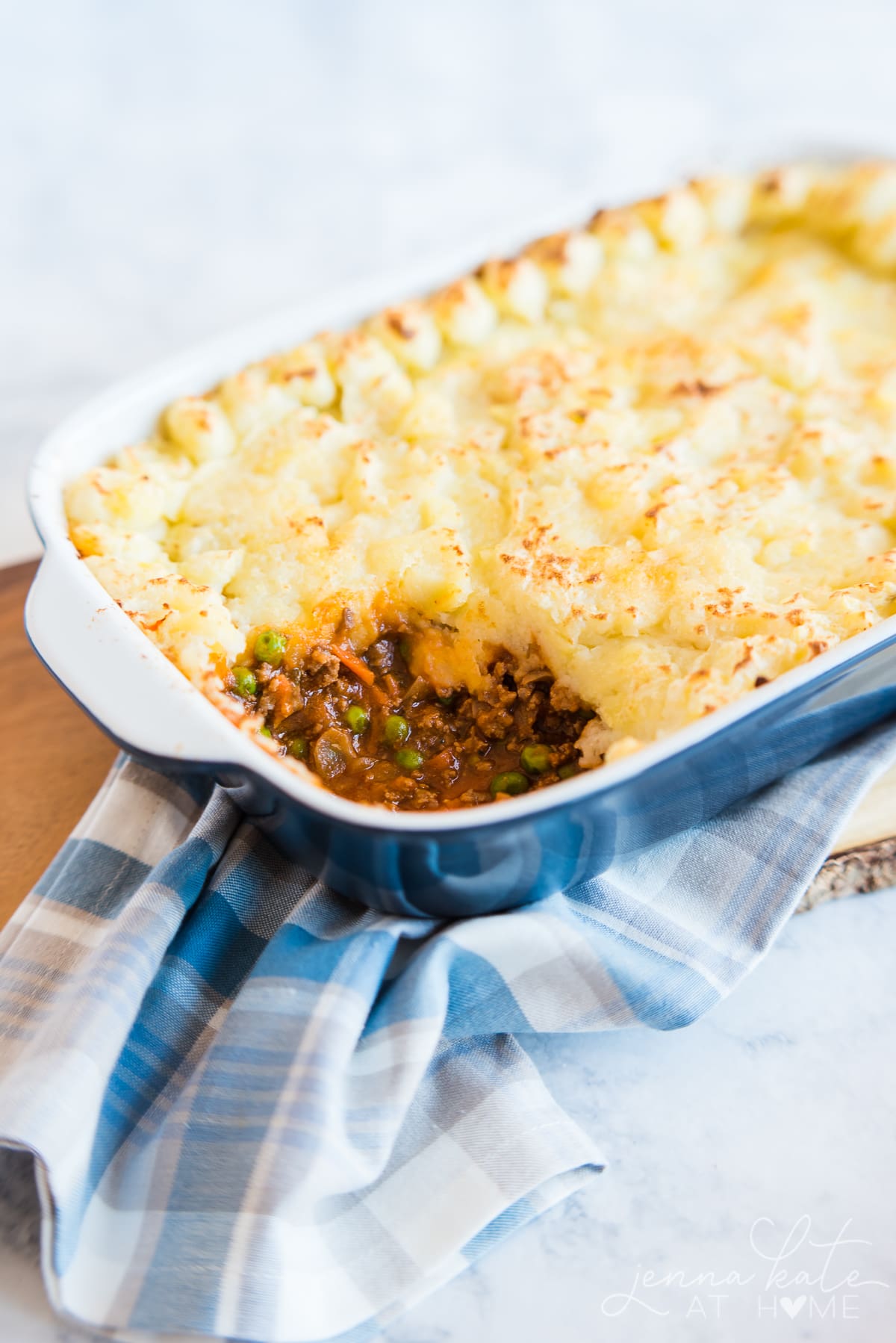 Shepherds' pie filling with beef, carrots and peas