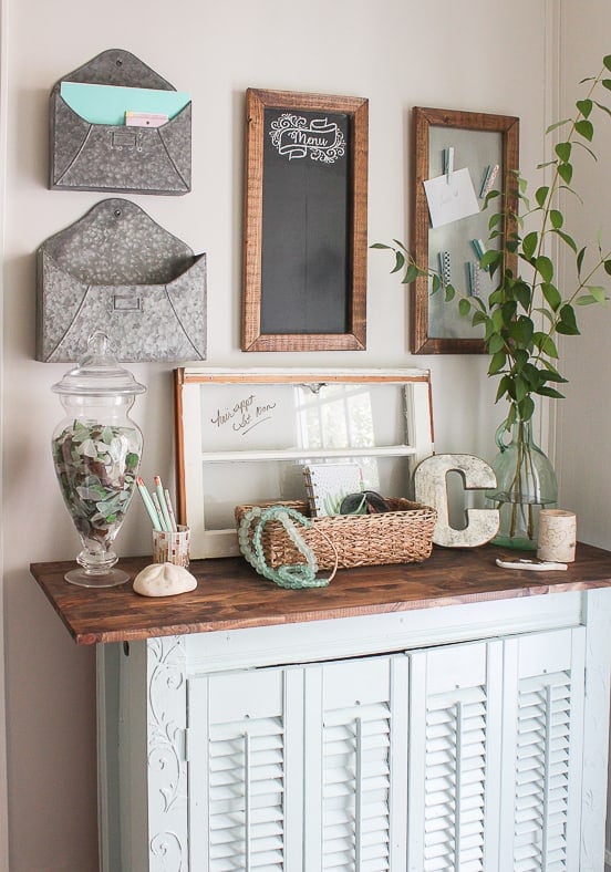 Coastal or farmhouse style command center 