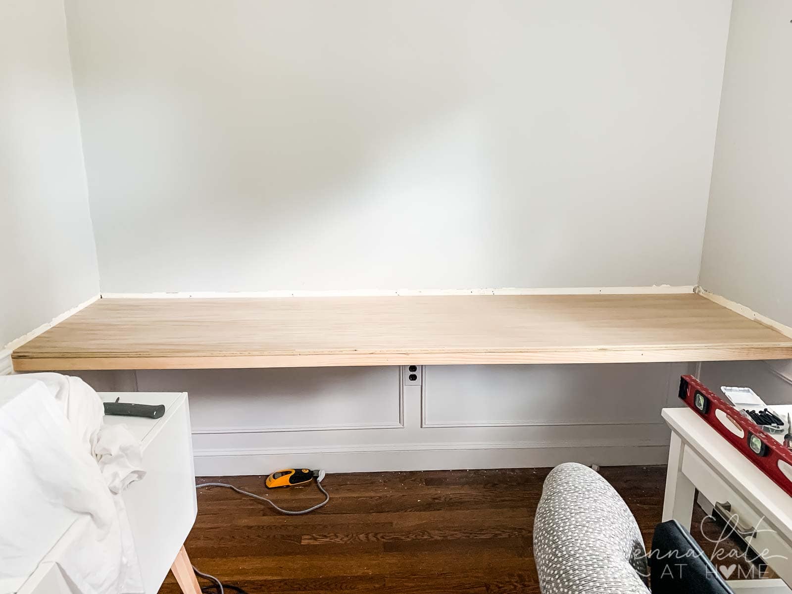 Floating shelf desk made from 2 x2's and plywood