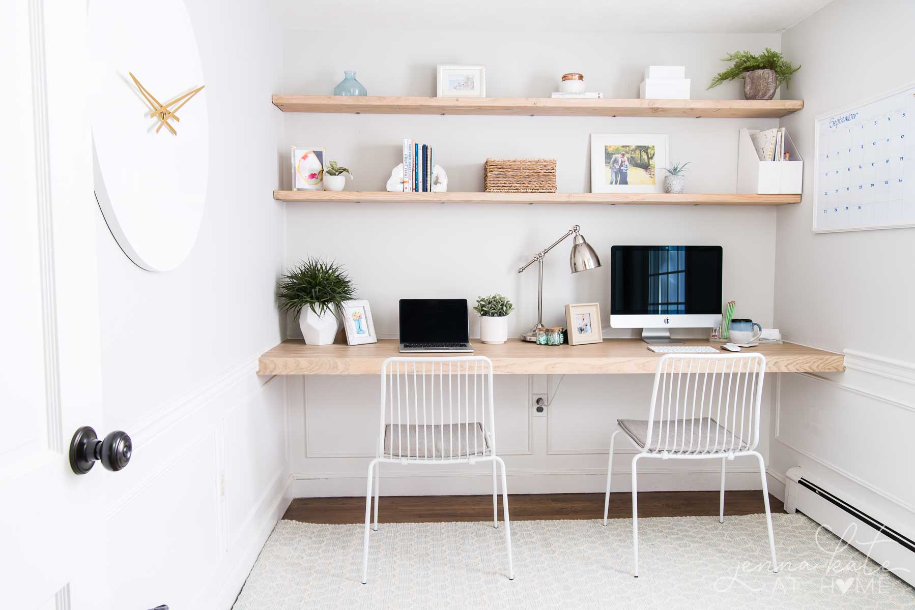 DIY wall desk for office nook