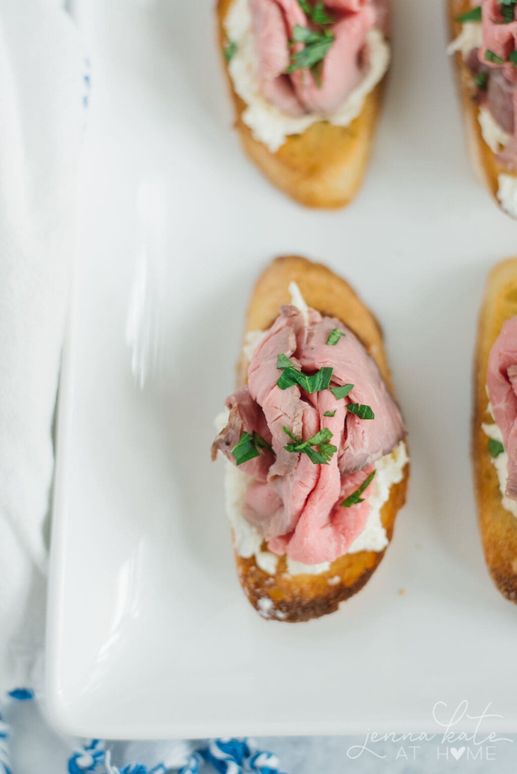 Roast Beef Crostini with Horseradish Cream Jenna Kate at Home