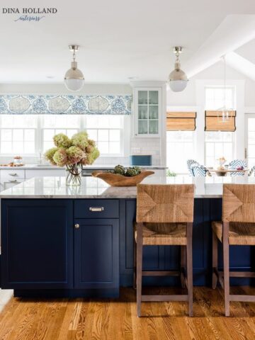 10 Of The Best Kitchen Island Colors, Navy Blue Kitchen Island Wood Top