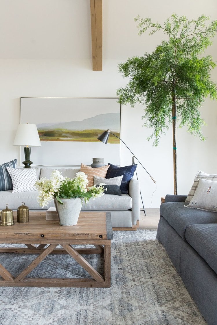 9 Ideas for that Blank Wall Behind the Sofa - Living in a Fixer Upper