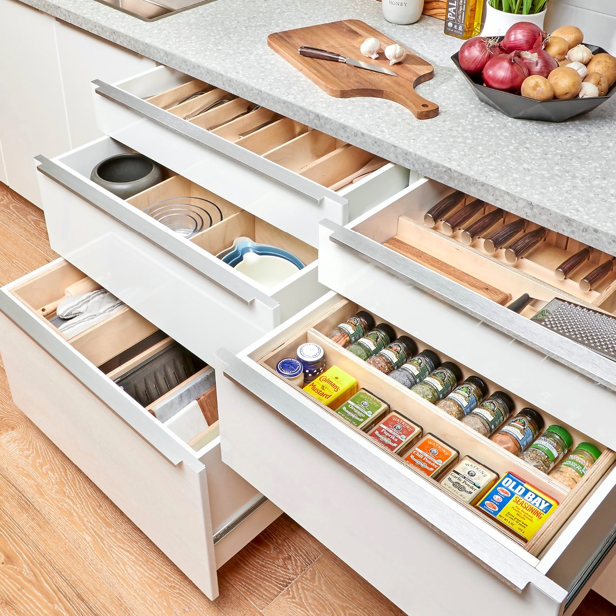 Organized kitchen drawers 