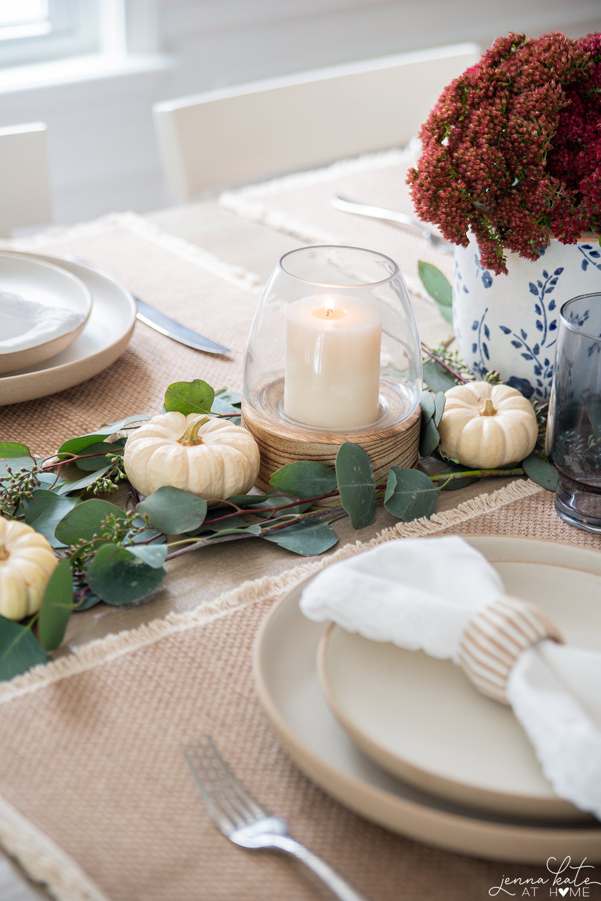 Simple Fall Tablescape