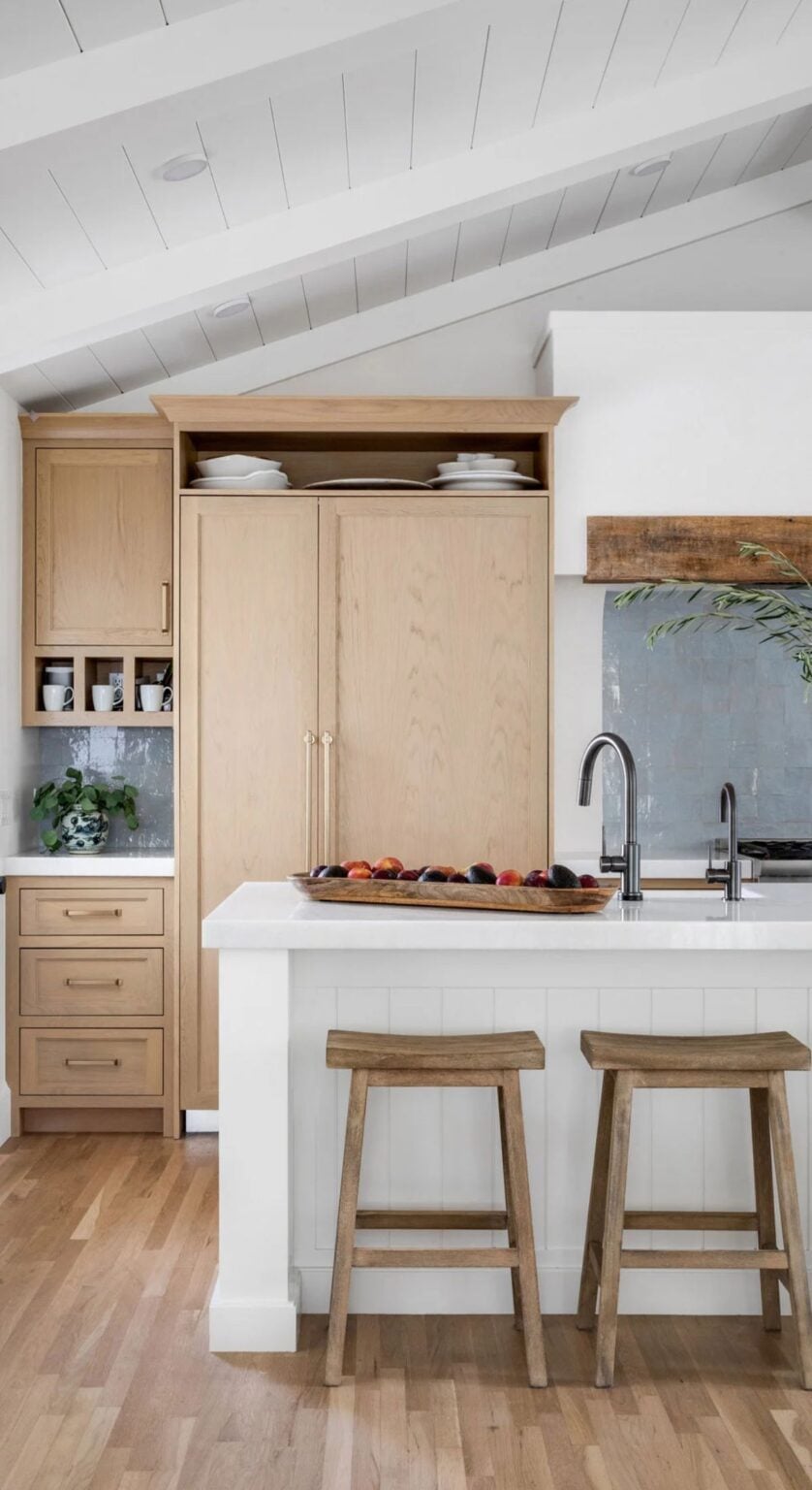 12 Beautiful Examples of Kitchens With White Oak Cabinets - Jenna Kate ...